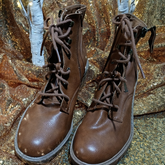 Zodiac Brown Lace-Up Boots with Zipper - Picture 2 of 4